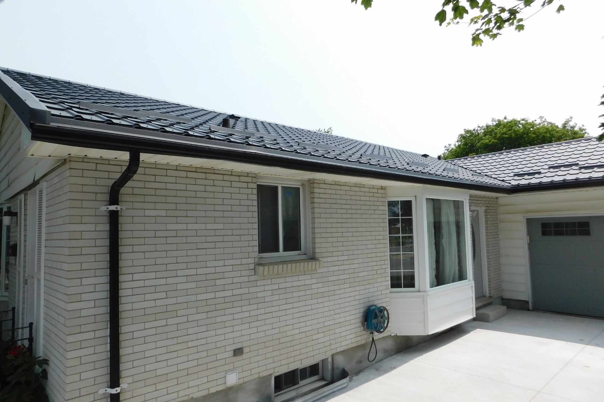 Siding colour selection